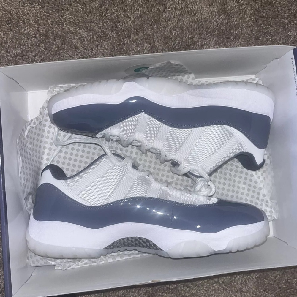 Jordan11 New release